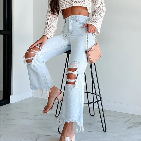 Vervet - Light Wash Crop Flare Denim - Picture 4 of 15